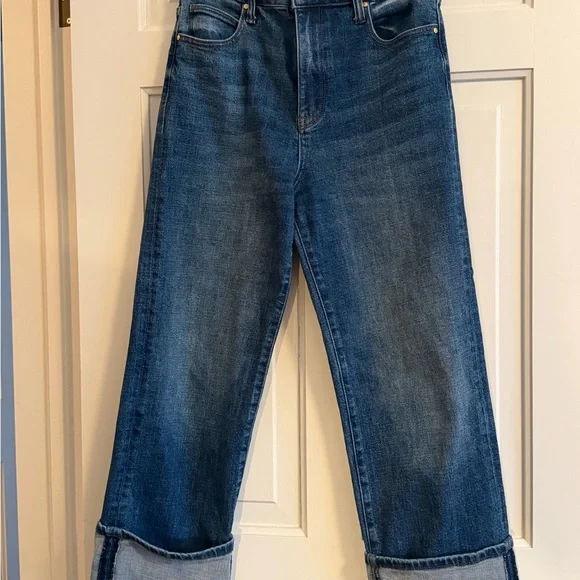 Kut from the Kloth Fay wide cuff, highly waist straight leg jean. - Picture 1 of 4